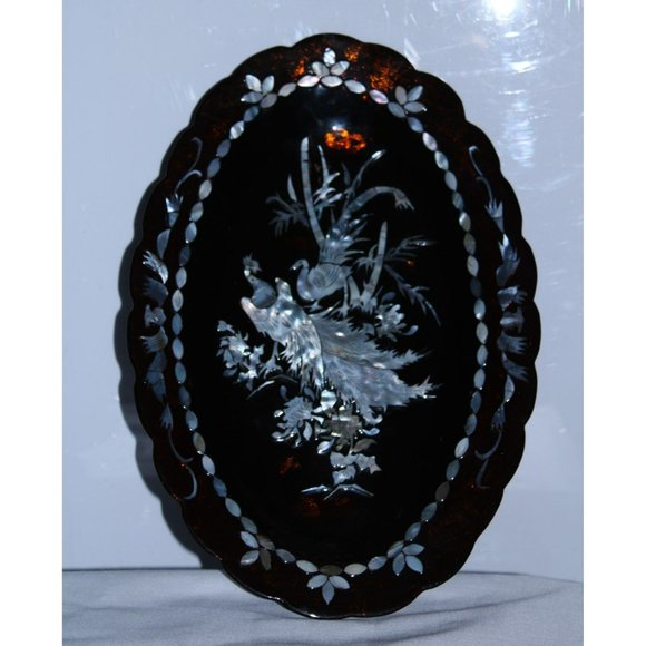 Lacquered Wall Plaques with Inlaid Peacock Design and Border - Picture 3 of 6